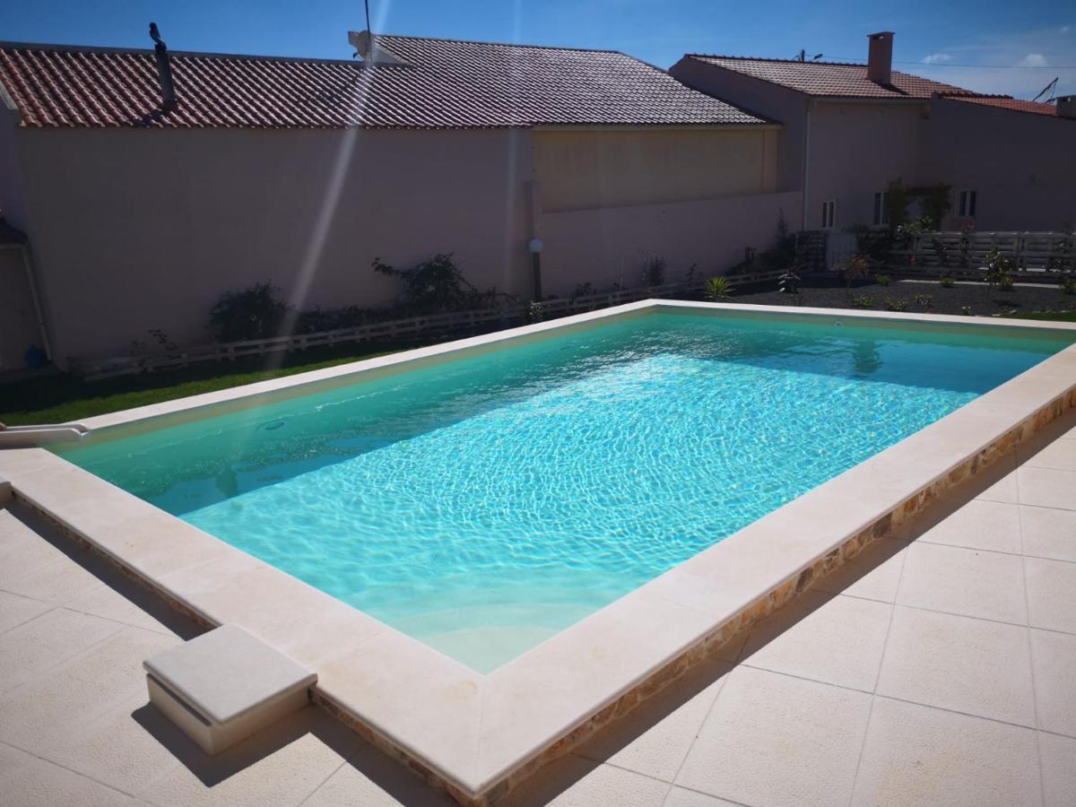 Feather House Sao Bartolomeu dos Galegos e Moledo ภายนอก รูปภาพ
